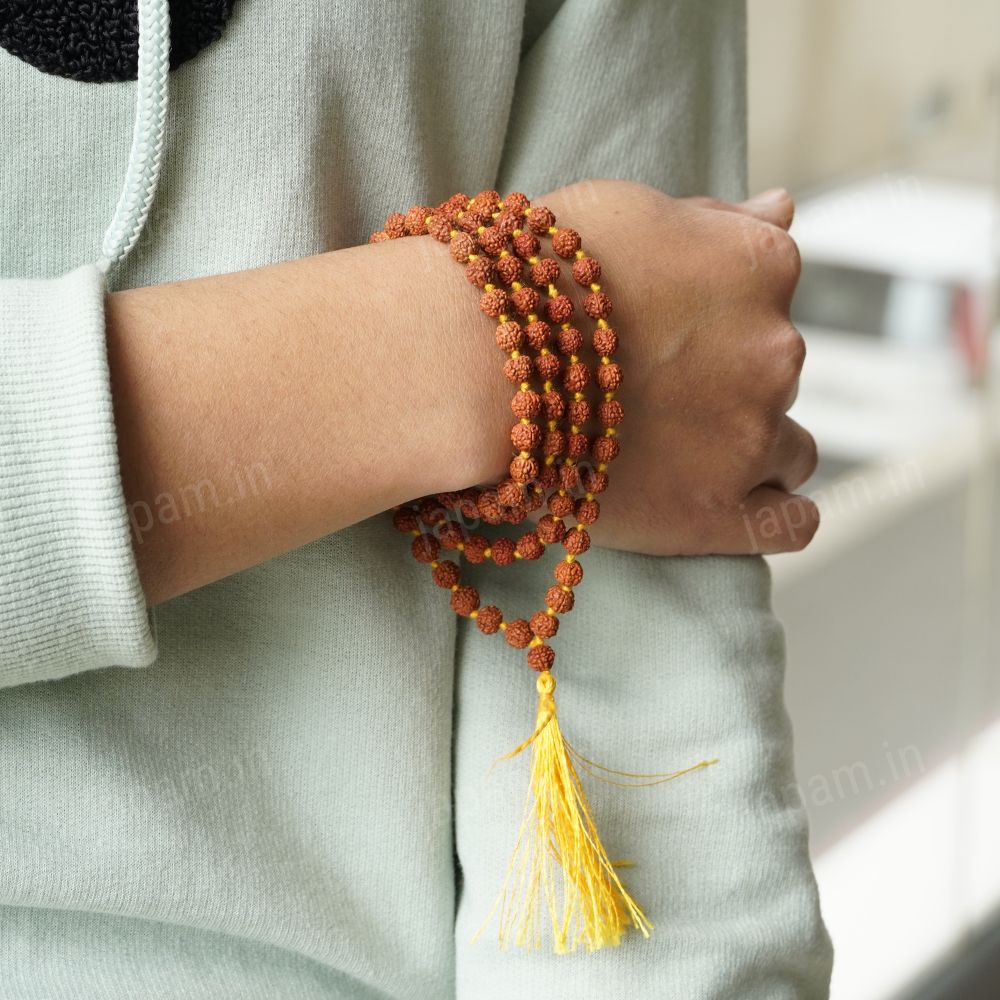 Brown Nanhe Rudraksha 108+1 Beads Mala for Kids - Image 3